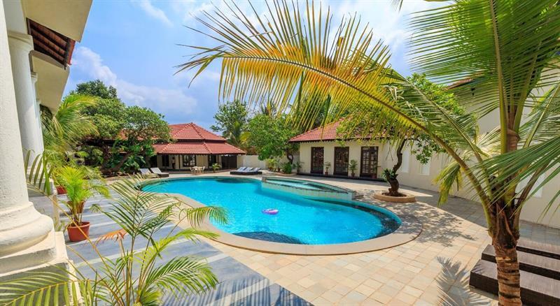 Amritara Aura Resort & Spa Мандрем Экстерьер фото